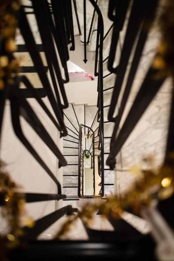 Hotel Des Arcades แร็งส์ ภายนอก รูปภาพ