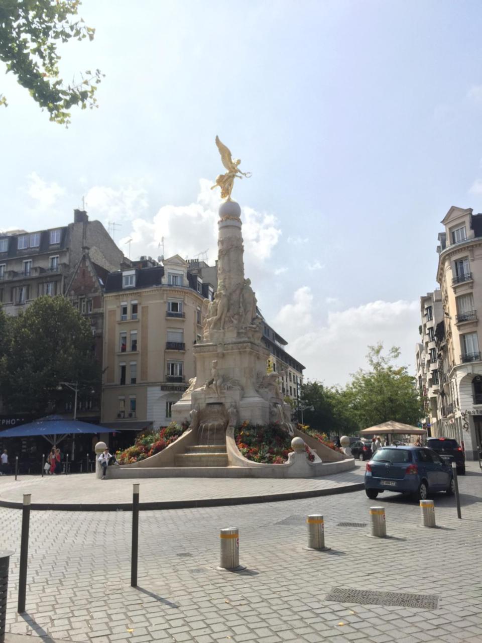 Hotel Des Arcades แร็งส์ ภายนอก รูปภาพ